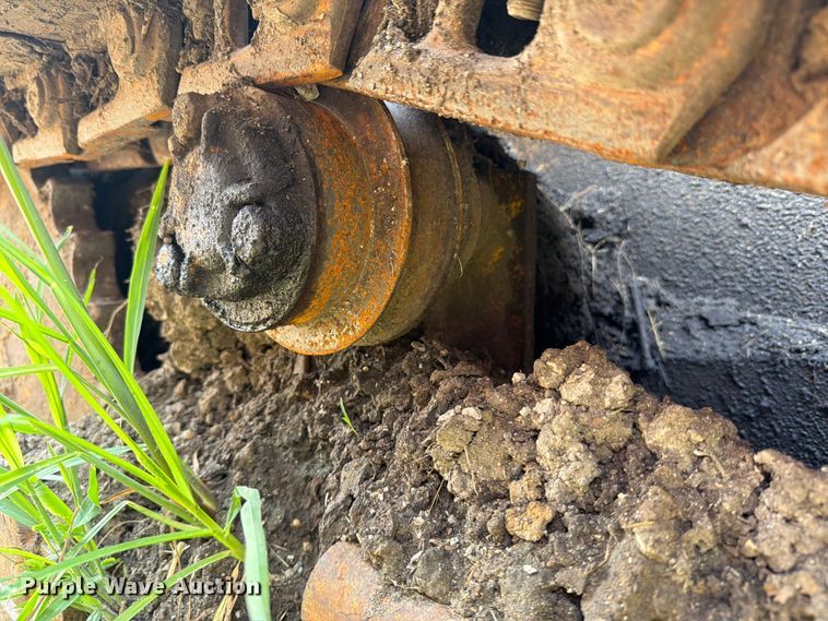 image for item DV8571 Case 450 crawler tractor