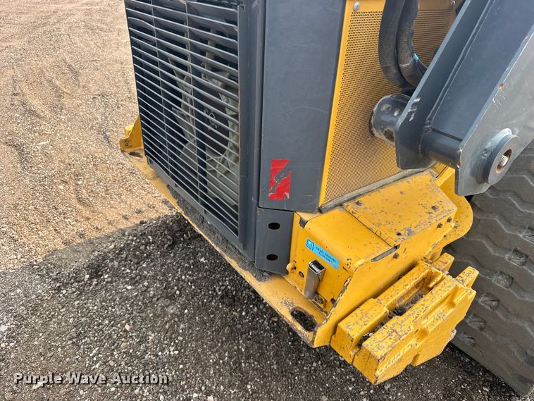 image for item DY3126 2015 John Deere 331G tracked skid steer loader