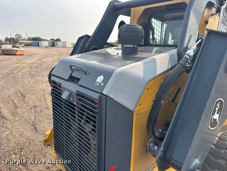 image for item DY3126 2015 John Deere 331G tracked skid steer loader