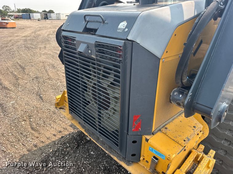 image for item DY3126 2015 John Deere 331G tracked skid steer loader