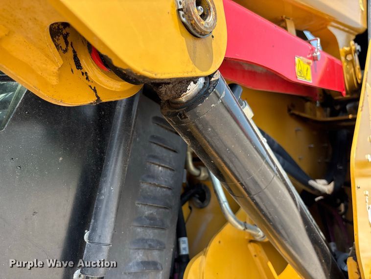 image for item DZ4484 2019 Caterpillar 262D skid steer loader