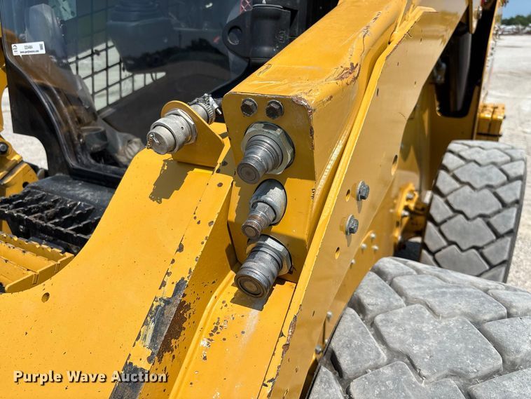 image for item DZ4484 2019 Caterpillar 262D skid steer loader