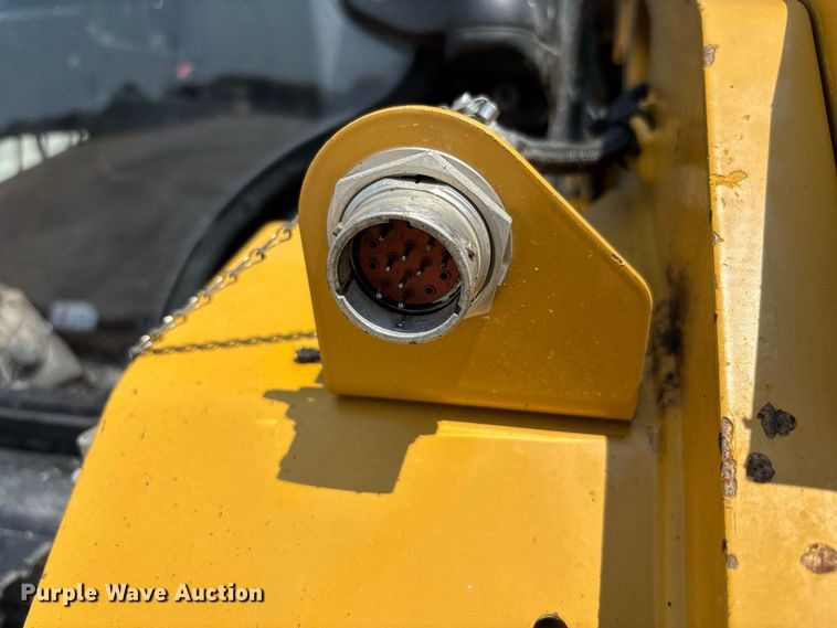 image for item DZ4484 2019 Caterpillar 262D skid steer loader