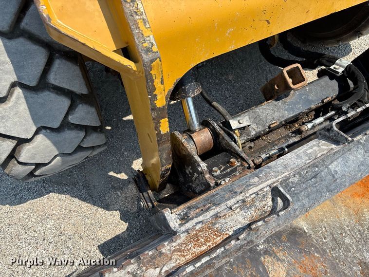 image for item DZ4484 2019 Caterpillar 262D skid steer loader
