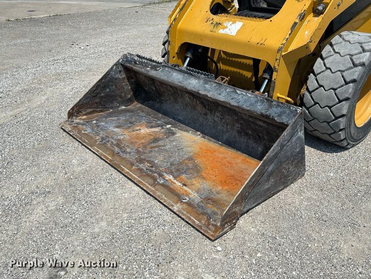 image for item DZ4484 2019 Caterpillar 262D skid steer loader