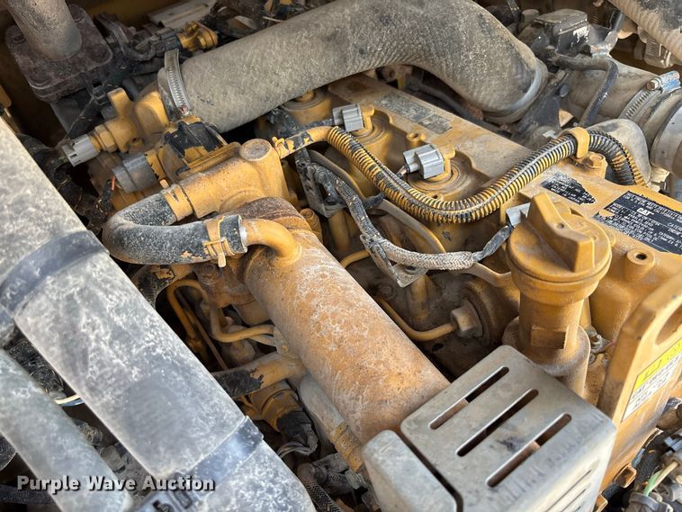 image for item DZ4484 2019 Caterpillar 262D skid steer loader