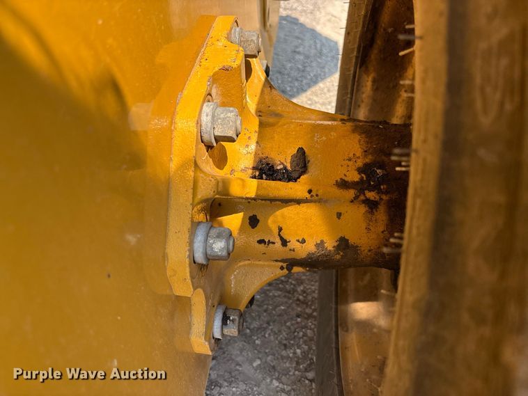 image for item DZ4484 2019 Caterpillar 262D skid steer loader