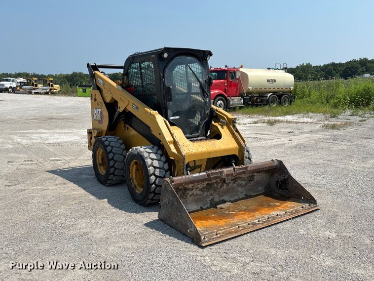 image for item DZ4485 2020 Caterpillar 262D3 skid steer loader