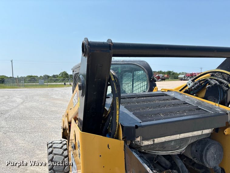 image for item DZ4485 2020 Caterpillar 262D3 skid steer loader