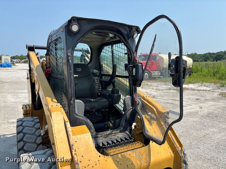 image for item DZ4485 2020 Caterpillar 262D3 skid steer loader