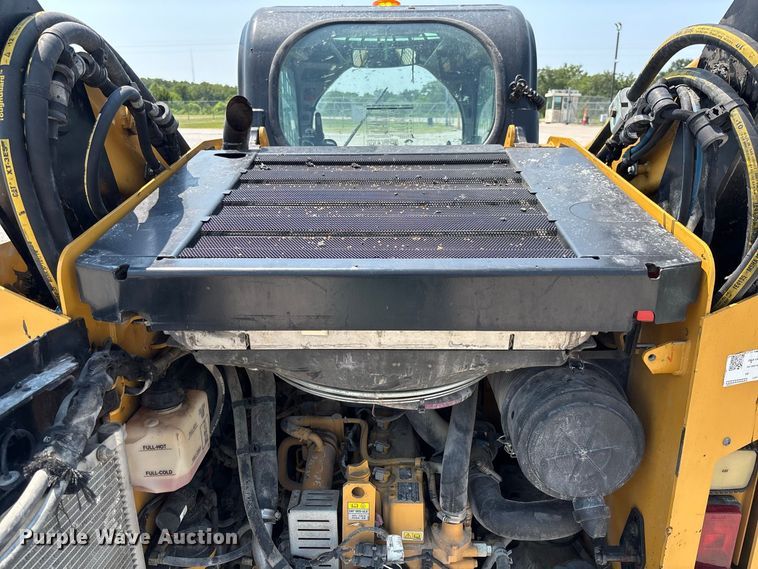 image for item DZ4485 2020 Caterpillar 262D3 skid steer loader