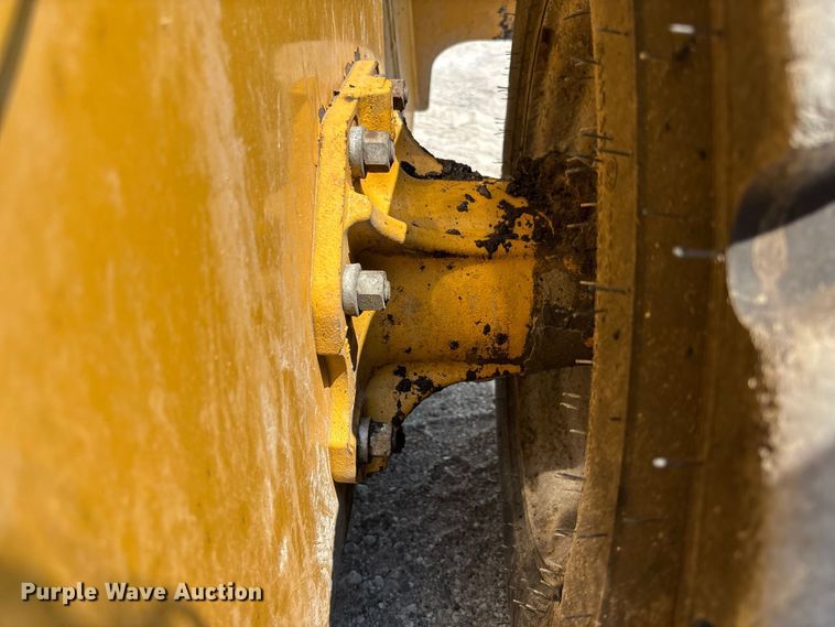 image for item DZ4485 2020 Caterpillar 262D3 skid steer loader