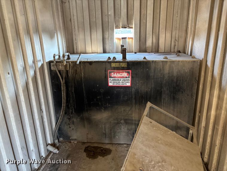 image for item DZ4493 1981 Caterpillar 3508 generator trailer