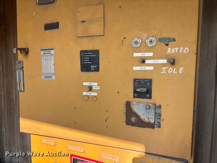 image for item DZ4493 1981 Caterpillar 3508 generator trailer