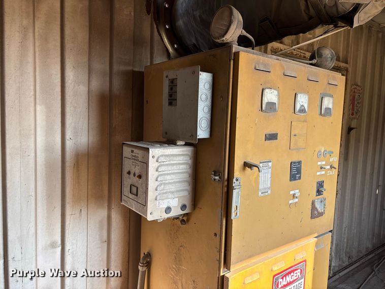 image for item DZ4493 1981 Caterpillar 3508 generator trailer