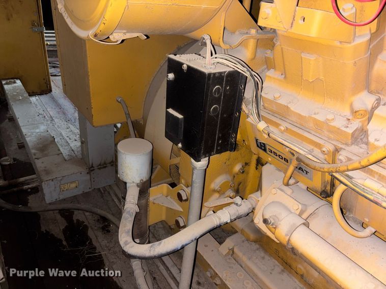 image for item DZ4493 1981 Caterpillar 3508 generator trailer