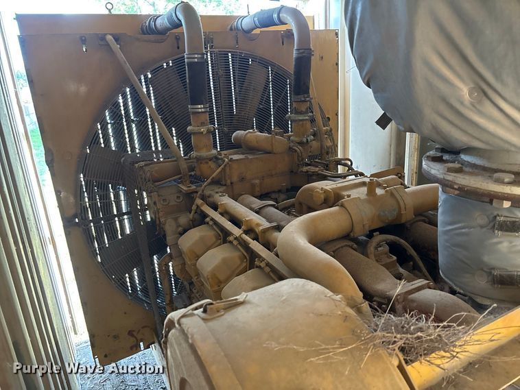 image for item DZ4493 1981 Caterpillar 3508 generator trailer