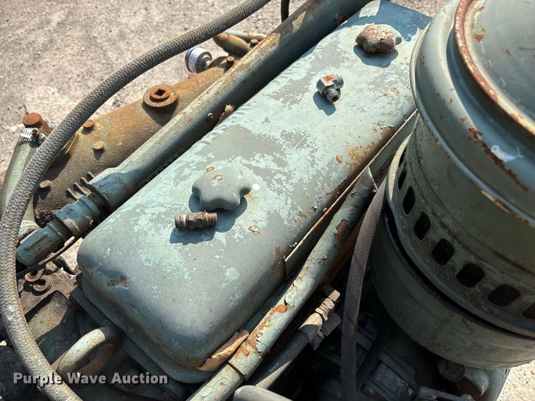 image for item DZ4497 General Motors I-498 generator