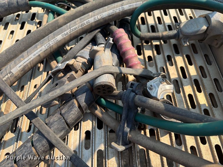 image for item EA0387 2015 Caterpillar CT660 semi truck