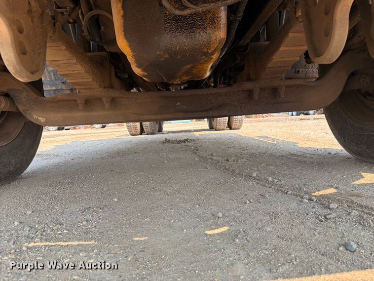 image for item EA0387 2015 Caterpillar CT660 semi truck