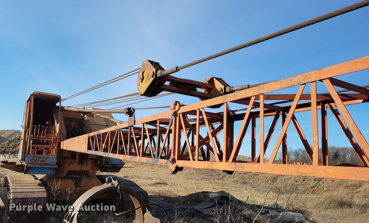 image for item EA2813 Koehring 405 crane