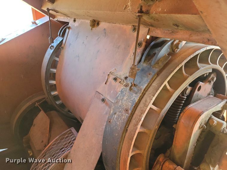 image for item EA2813 Koehring 405 crane