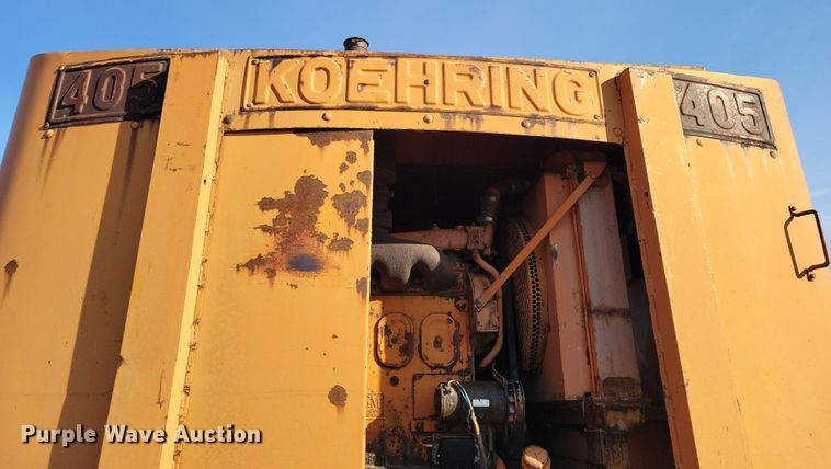 image for item EA2813 Koehring 405 crane