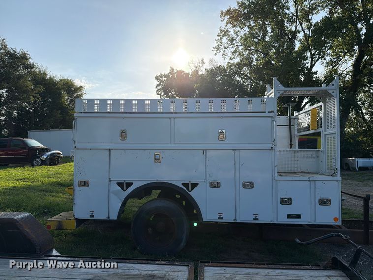 image for item EA4943 Altec 970185487-4059632 utility bed