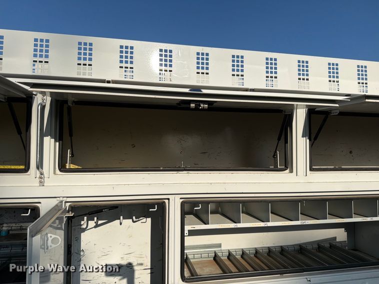 image for item EA4943 Altec 970185487-4059632 utility bed
