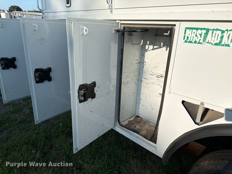 image for item EA4943 Altec 970185487-4059632 utility bed