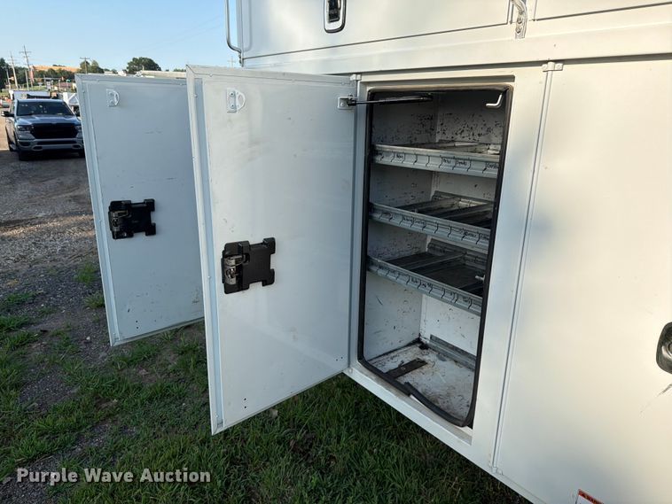 image for item EA4943 Altec 970185487-4059632 utility bed