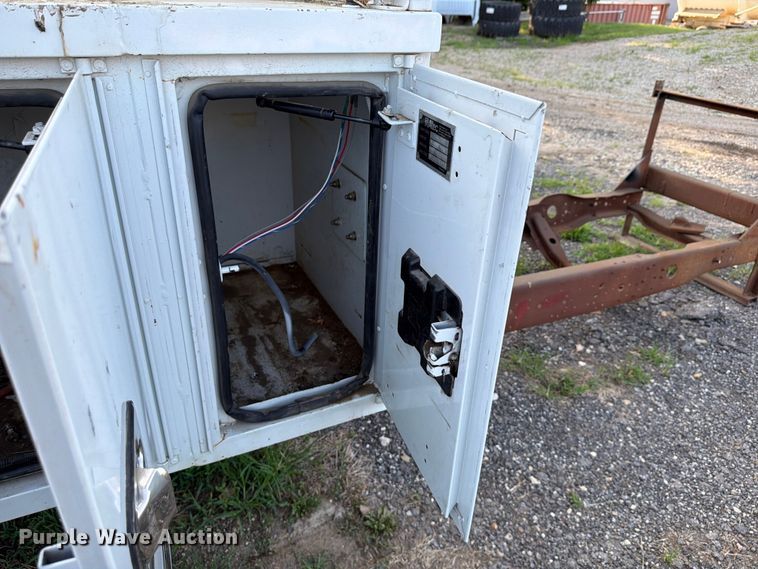 image for item EA4943 Altec 970185487-4059632 utility bed