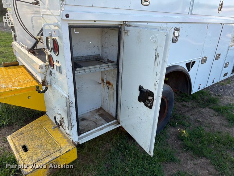 image for item EA4943 Altec 970185487-4059632 utility bed