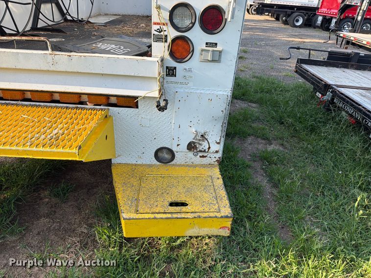 image for item EA4943 Altec 970185487-4059632 utility bed