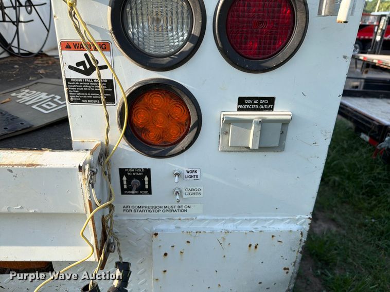 image for item EA4943 Altec 970185487-4059632 utility bed