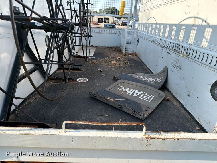 image for item EA4943 Altec 970185487-4059632 utility bed