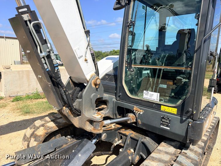 image for item ED5451 2023 Bobcat E88 R2-Series mini excavator