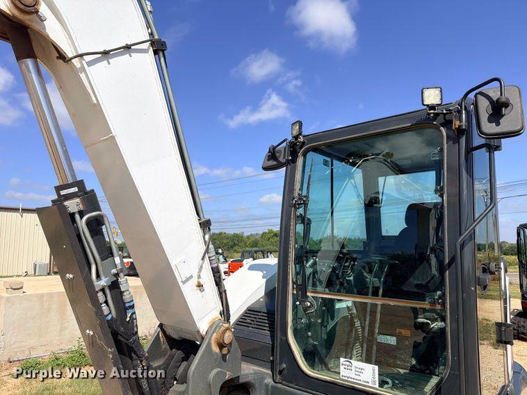 image for item ED5451 2023 Bobcat E88 R2-Series mini excavator