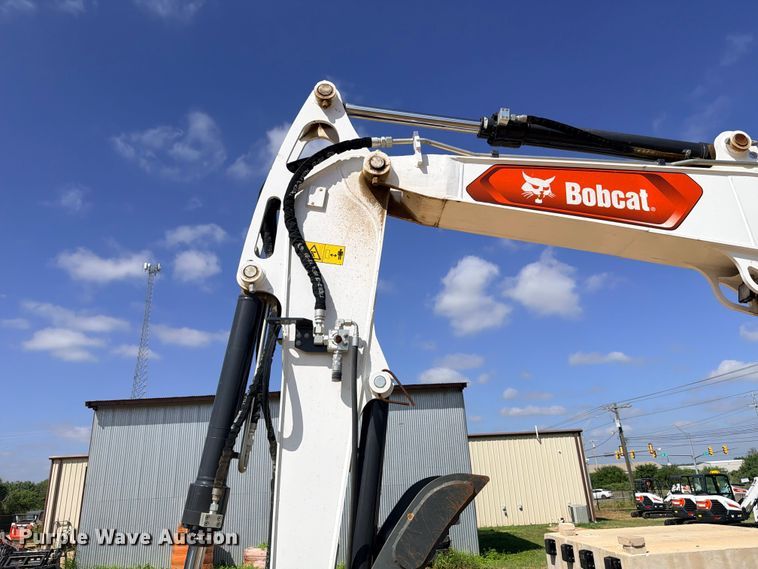 image for item ED5451 2023 Bobcat E88 R2-Series mini excavator