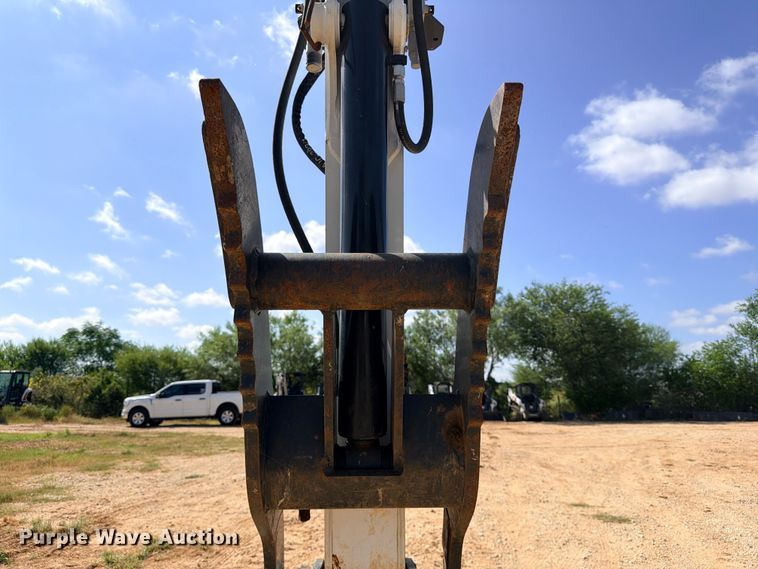 image for item ED5451 2023 Bobcat E88 R2-Series mini excavator