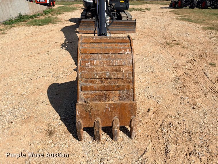 image for item ED5451 2023 Bobcat E88 R2-Series mini excavator