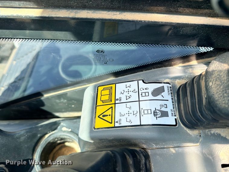 image for item ED5451 2023 Bobcat E88 R2-Series mini excavator