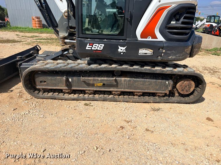 image for item ED5451 2023 Bobcat E88 R2-Series mini excavator