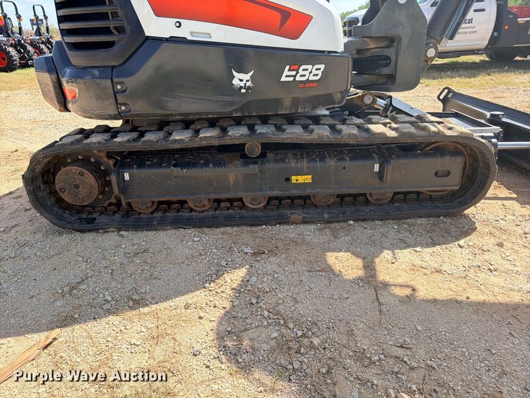 image for item ED5451 2023 Bobcat E88 R2-Series mini excavator