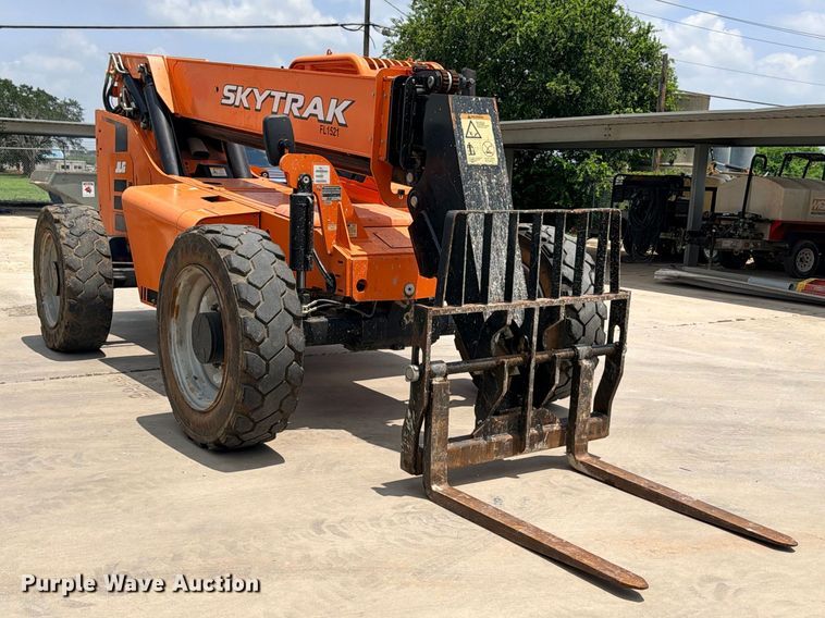 image for item ED5456 2020 JLG SkyTrak 8042 telehandler