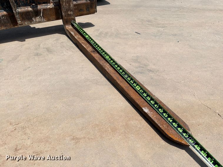 image for item ED5456 2020 JLG SkyTrak 8042 telehandler