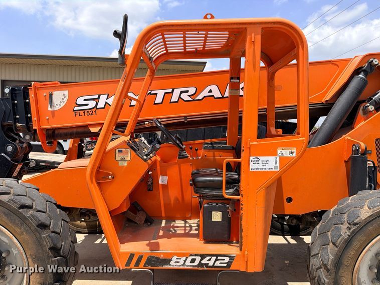 image for item ED5456 2020 JLG SkyTrak 8042 telehandler