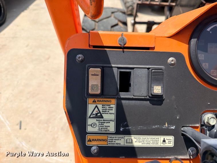 image for item ED5456 2020 JLG SkyTrak 8042 telehandler