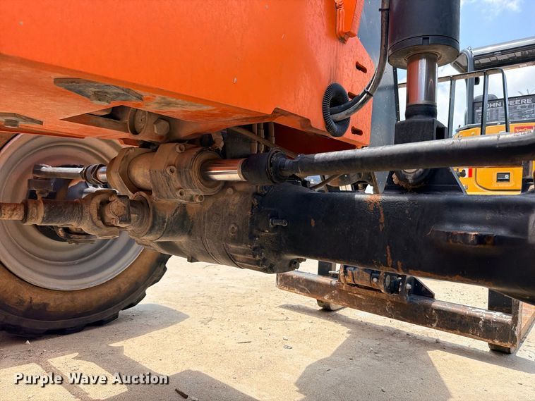 image for item ED5456 2020 JLG SkyTrak 8042 telehandler
