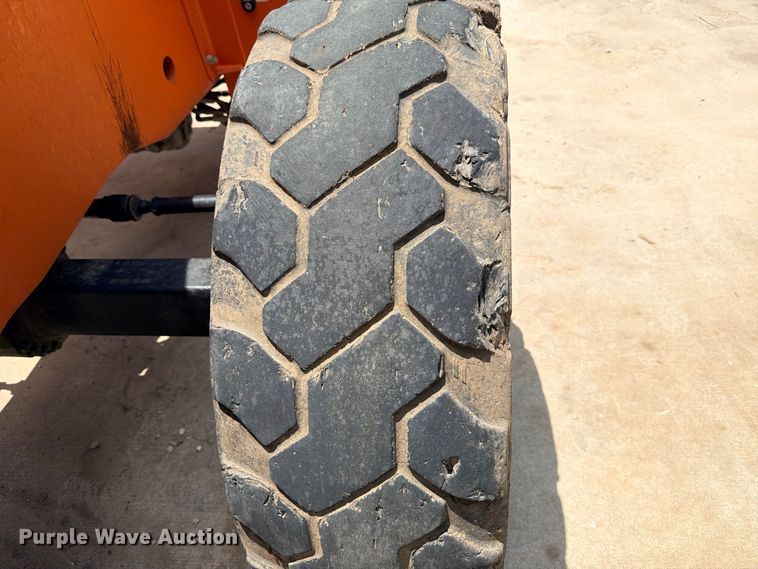image for item ED5456 2020 JLG SkyTrak 8042 telehandler